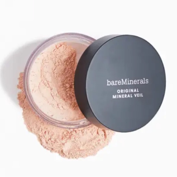 BAREMINERALS
Mineral Veil® Setting Powder Broad Spectrum SPF 25 in Translucent - Picture 2 of 6